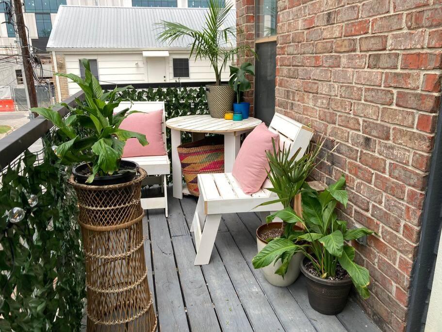 Luxury Greenhouse Studio Apartamento Austin Exterior foto